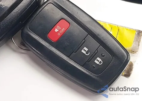 2021 Toyota Rav4 Xle from USA, damaged, VIN 2T3P1RFV0MC225671